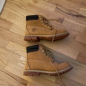 Timberland Women's 6 Inch Premium Waterproof Boots